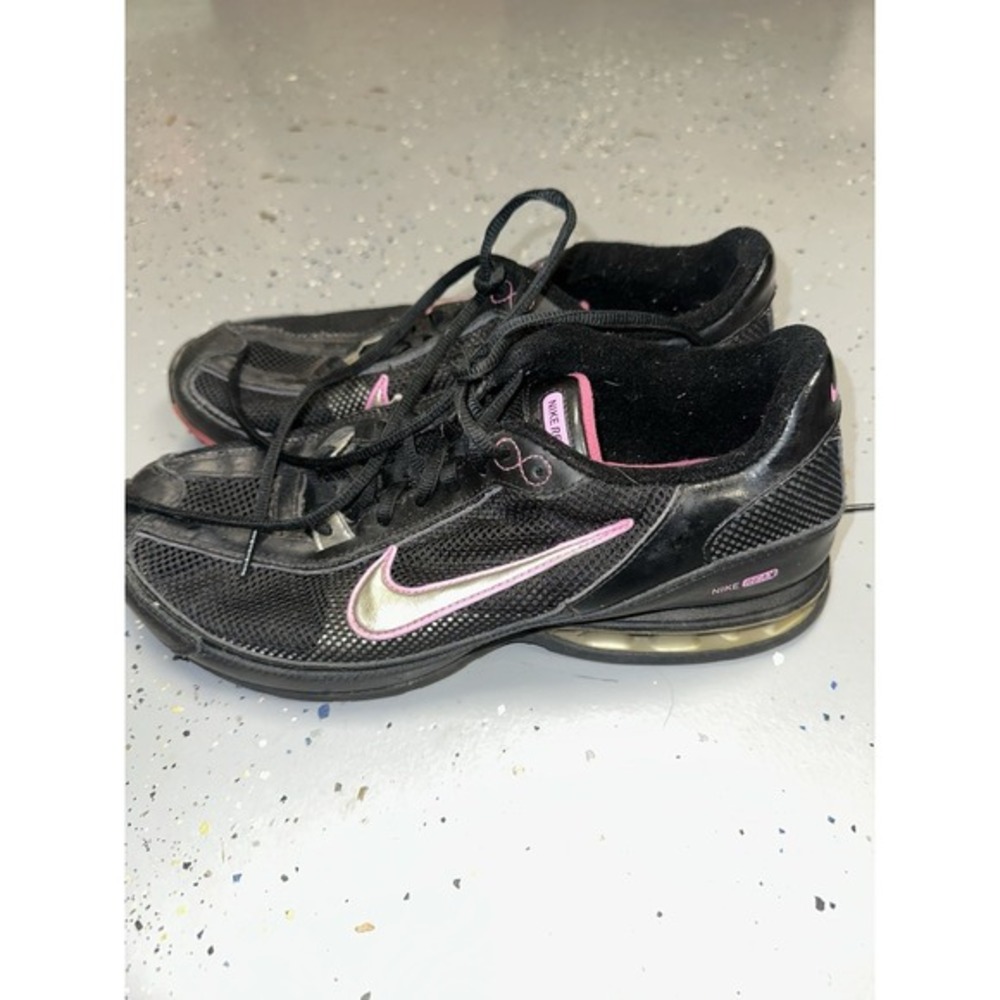 Nike Reax Revolution‎ Black/Pink Womens Sneaker Size 10 used